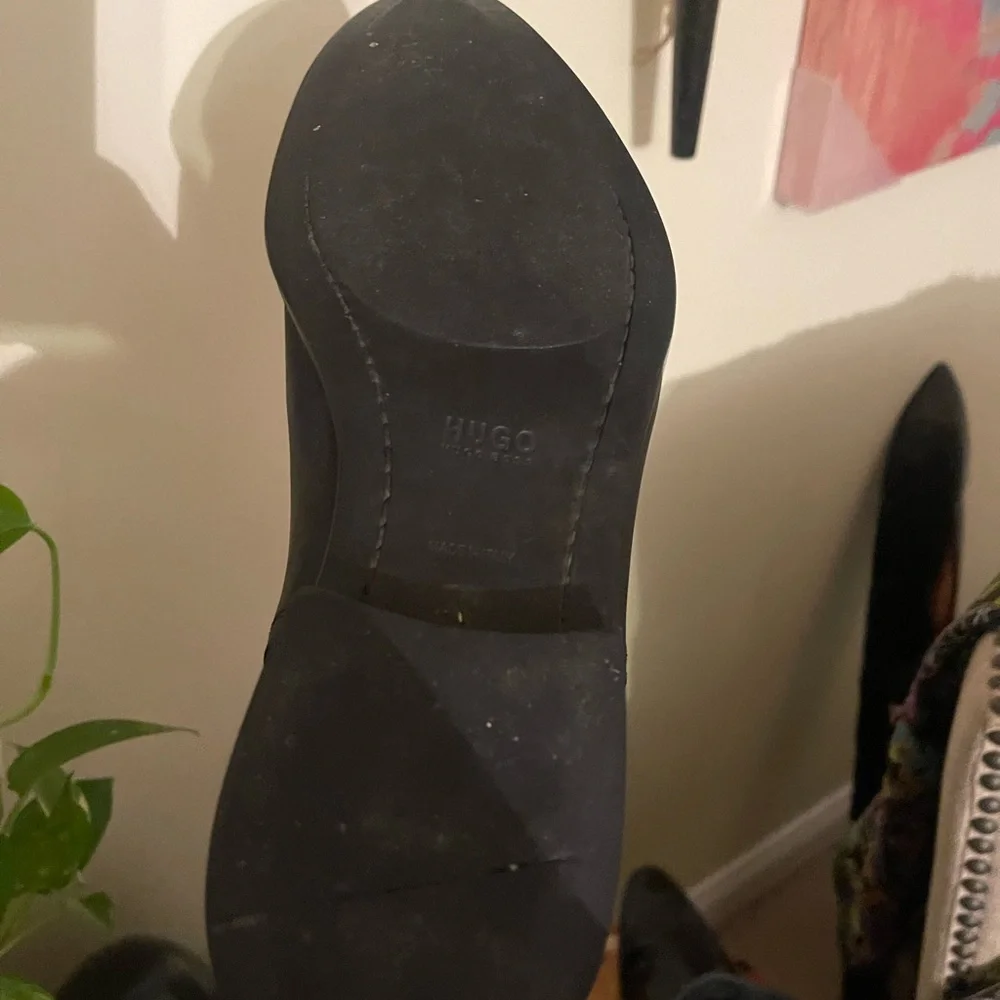 HUGO Black Leather Men's Boots - Picture 4 of 16